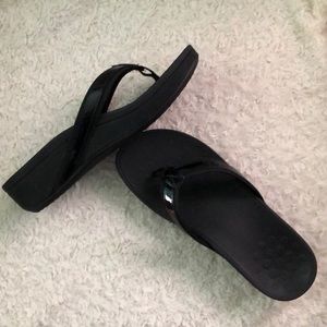 Vionic Pacific High Tide Black